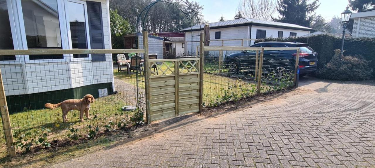 Relax Huisje Is Een Luxe Huisje Met Een Vaatwasser En Zeer Snel Wifi 5G En Is Voorzien Van Een Nieuwe Badkamer En Keuken Met Een Omheinde Tuin Met Een Eigen Parkeerplaats Putten Zewnętrze zdjęcie